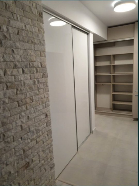 Apartament 2 camere bloc nou City Park Mall cu garaj subteran 