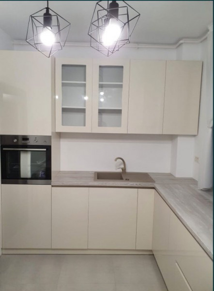 Apartament 2 camere bloc nou City Park Mall cu garaj subteran 