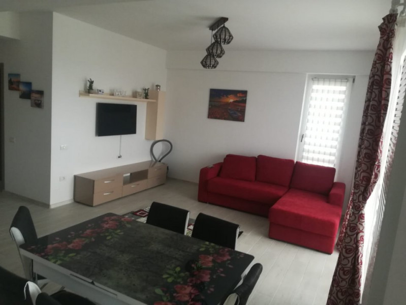 Apartament disponibil termen lung decorat cu rafinament Mamaia Nord 