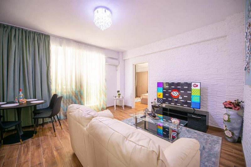 Apartament disponibil termen lung decorat cu rafinament Mamaia Nord 