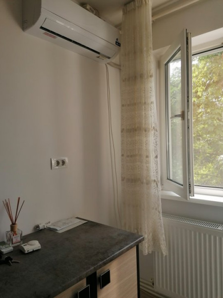 Apartament 2 decomandate dotari noi Ciresica centrala gaz