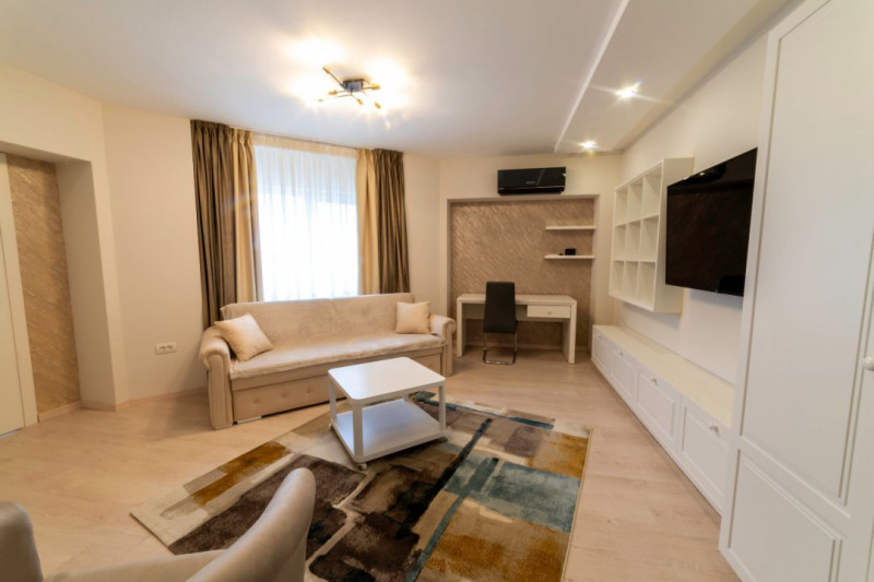 Închiriere Apartament lux cu loc de parcare privat