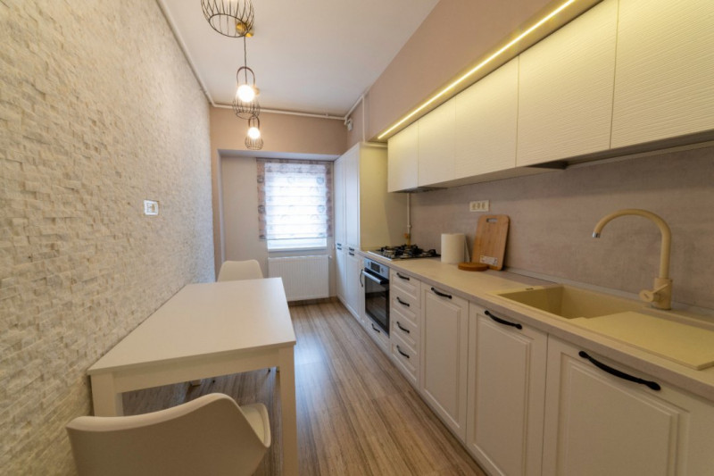 Închiriere Apartament lux cu loc de parcare privat