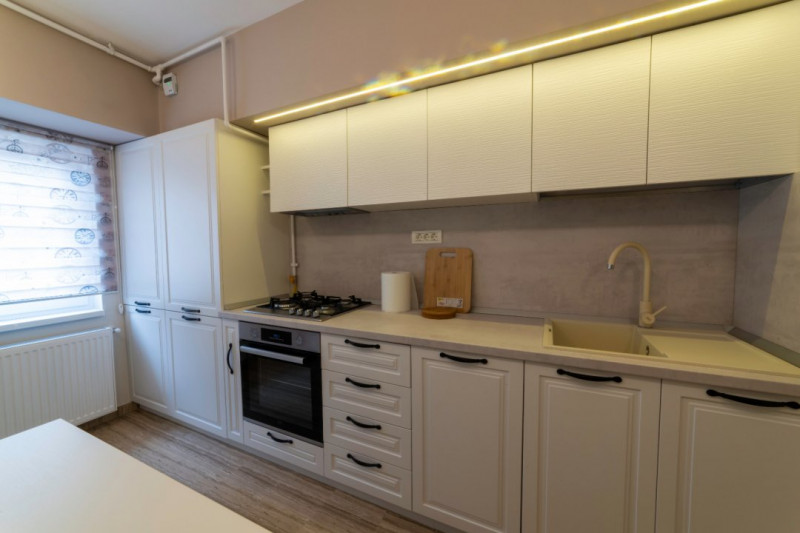 Închiriere Apartament lux cu loc de parcare privat