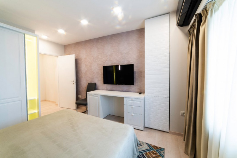 Închiriere Apartament lux cu loc de parcare privat