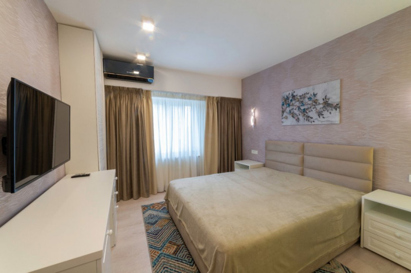 Închiriere Apartament lux cu loc de parcare privat