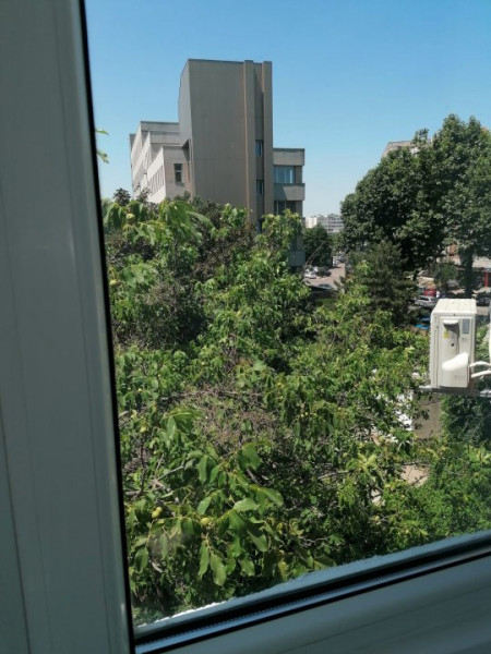 Închiriere Apartament lux cu loc de parcare privat