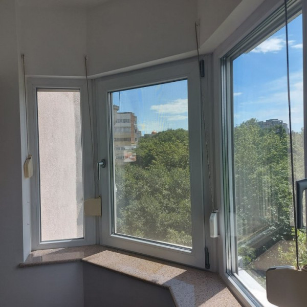 Apartament Ultracentral spatios vis a vis de parcul Tomis 2