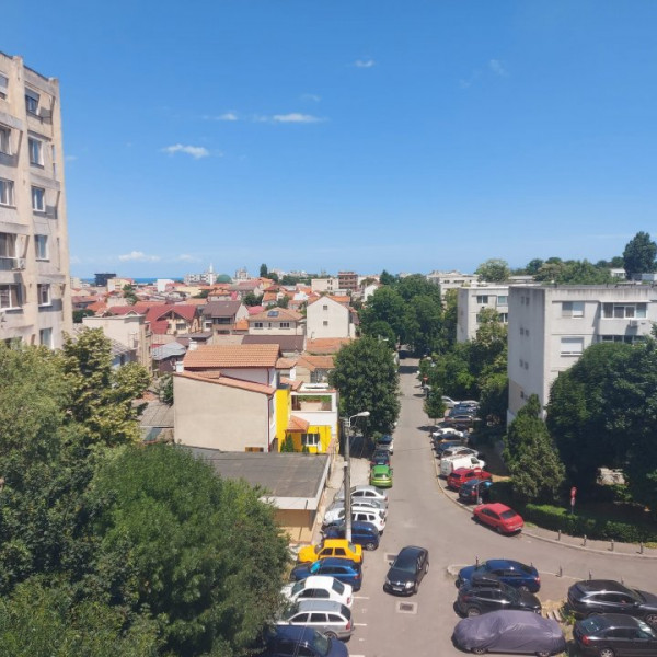 Apartament Ultracentral spatios vis a vis de parcul Tomis 2