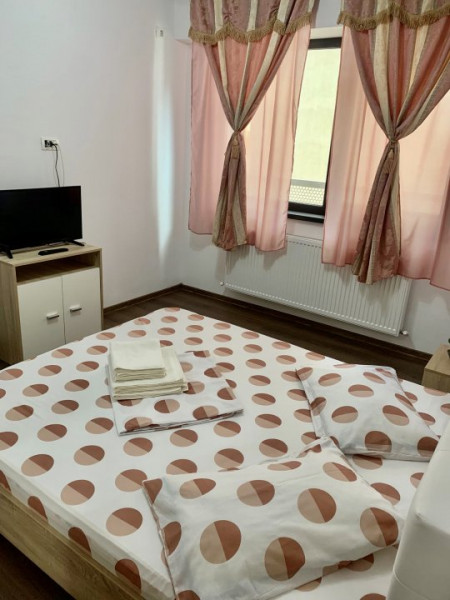 Apartament 2 camere etaj 1 Mamaia-lac dotari complete