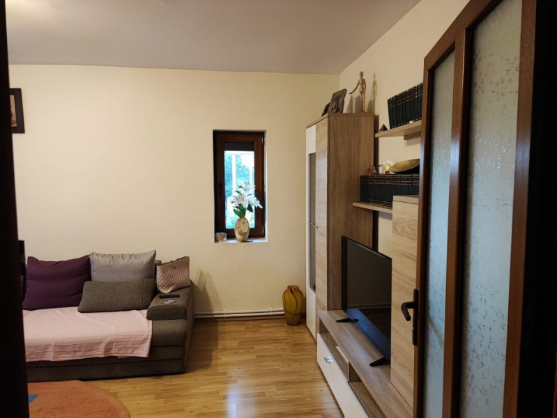 Apartament unic 4 camere vedere la mare ideal locuinta sau birouri