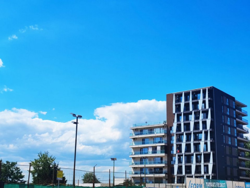 Mamaia Apartament finisat cu bucatarie inchisa si vedere catre mare 