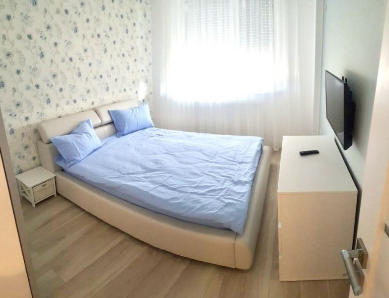 Apartament 3 camere  decorat cu rafinament Mamaia Nord 