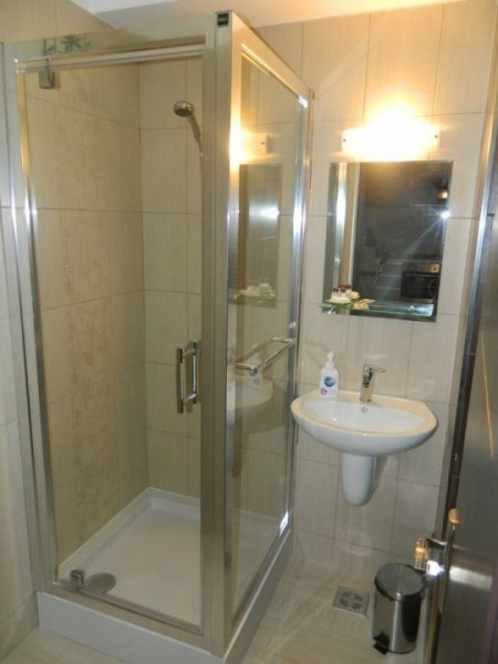 Disponibil Ucraina Apartament cladire noua dotari lux parcare