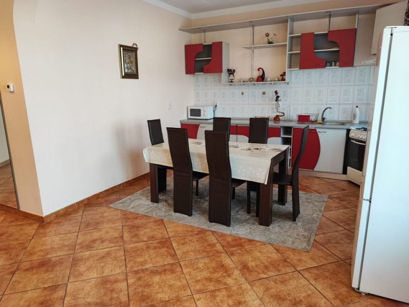 inchiriere apartament Constanta Faleza Nord cu curte