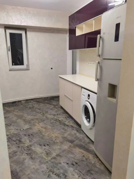 Available Ucraina 50+20 Apartament spatios cu dotari de calitate