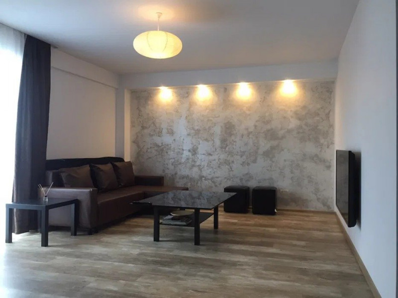 Free 27 August  Apartament 87mp. cladire recenta si loc parcare privat