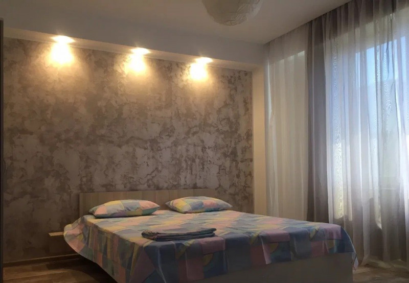 Free 27 August  Apartament 87mp. cladire recenta si loc parcare privat