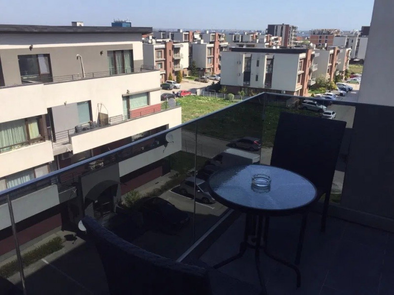 Free 27 August  Apartament 87mp. cladire recenta si loc parcare privat