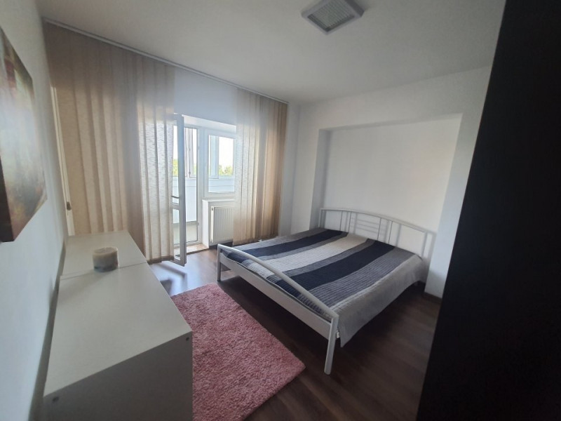 Apartament spatios cu centrala gaz zona adiacenta City Park Mall