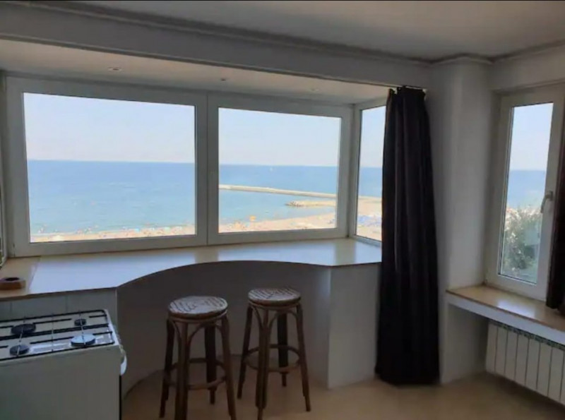 Faleza Nord apartament 3 camere cu vedere la Marea Neagra