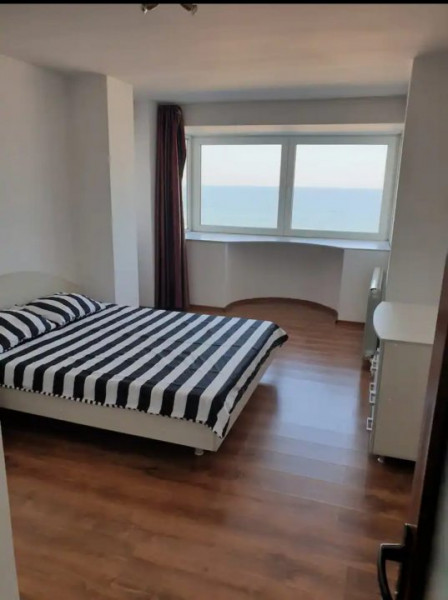 Faleza Nord apartament 3 camere cu vedere la Marea Neagra