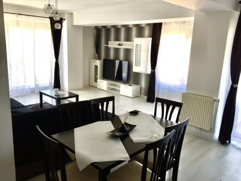 Apartament 3 camere  Summerland inclusiv vara