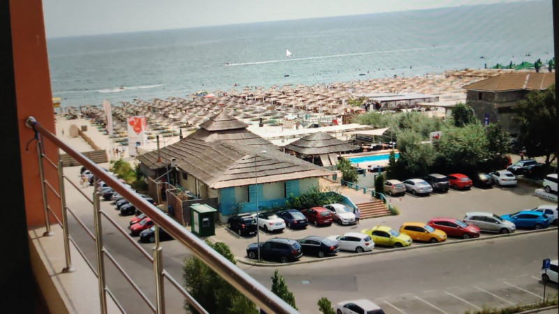 Apartament Summerland vedere la mare disponibil extrasezon 