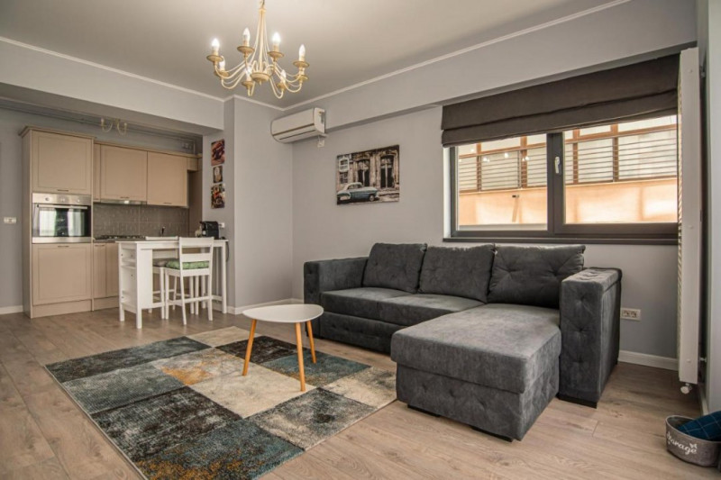 Apartament coquet Mamaia Statiune zona Butoaie vedere lac