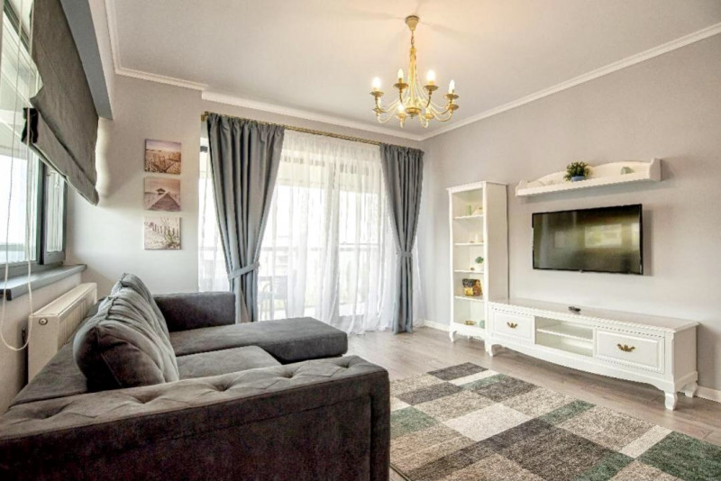 Apartament coquet Mamaia Statiune zona Butoaie vedere lac
