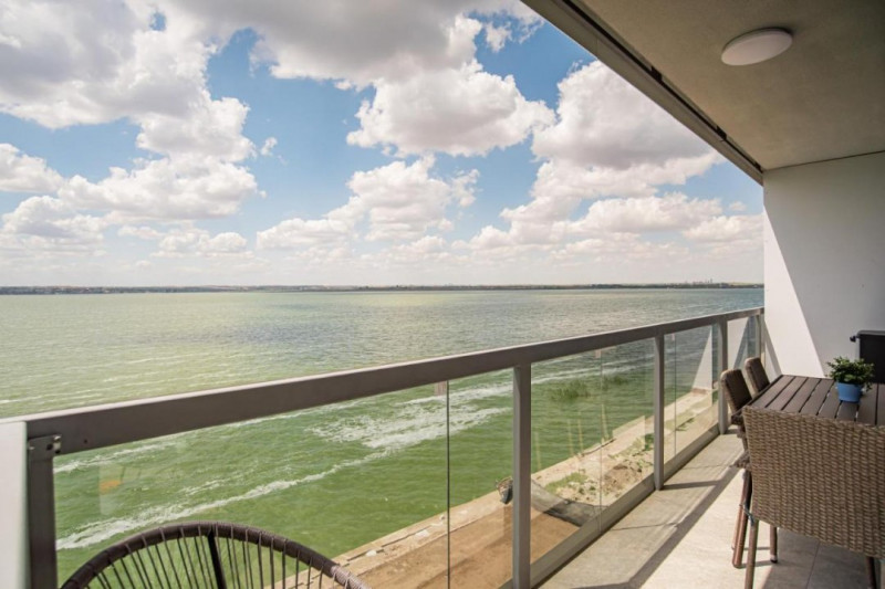 Apartament coquet Mamaia Statiune zona Butoaie vedere lac