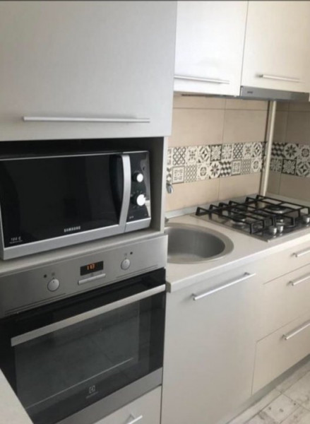 Apartament 3 camere dotări noi parcare proprie 