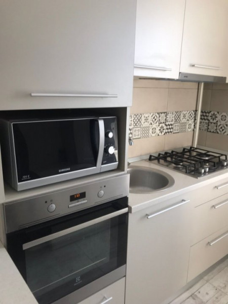 Apartament 3 camere dotări noi parcare proprie 