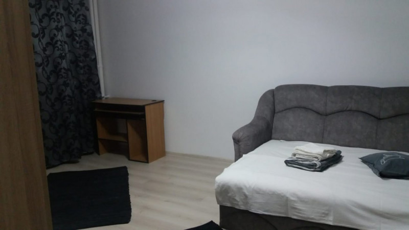 Under Program For Ucraina apartament 2 zone dormit si centrala gaz