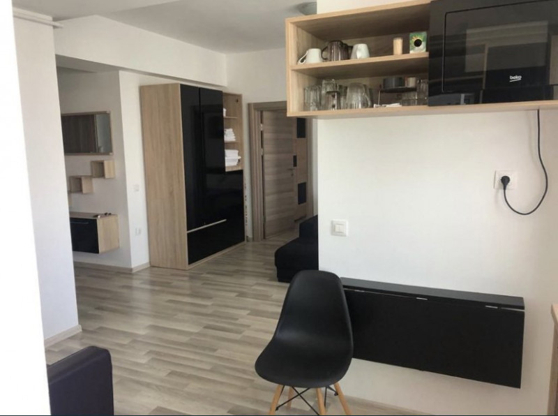 50/20 Program Apartament decorat cu rafinament Mamaia Stațiune 