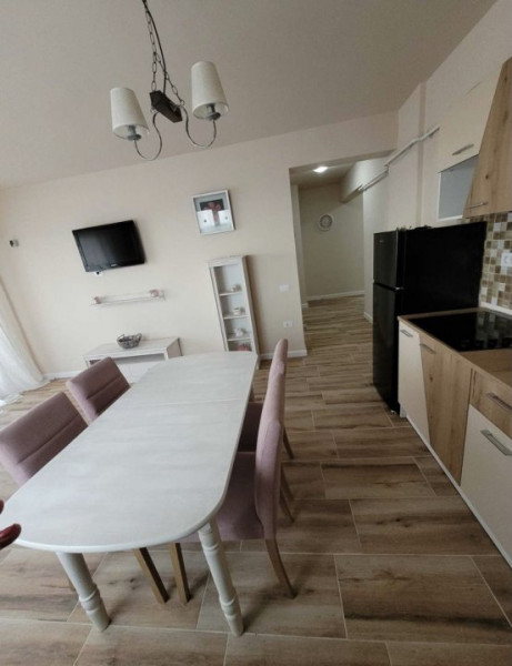 UcrainaHost 50/20 Apartament Mamaia Nord langa Hanul cu Peste