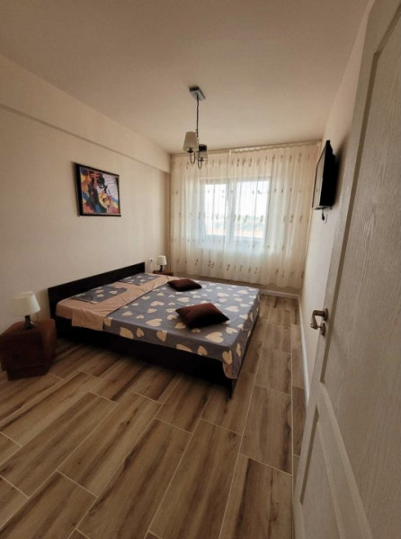 UcrainaHost 50/20 Apartament Mamaia Nord langa Hanul cu Peste