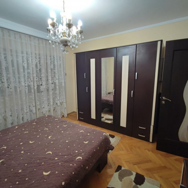 Apartament 3 camere Stadion termen lung