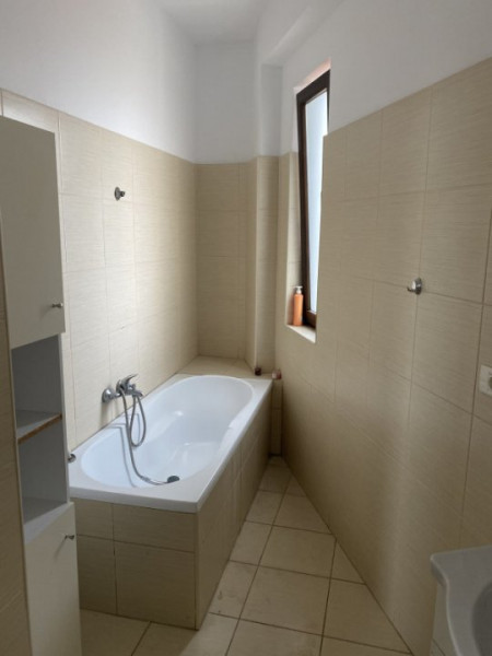 Apartament 2 camere bloc nou langa Magazinul Elvila 