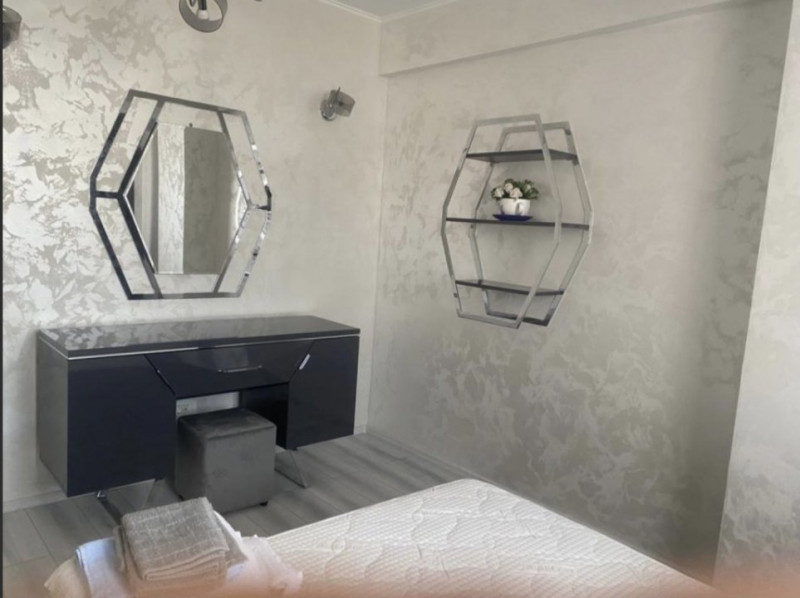 Apartament decorat cu rafinament Mamaia Summerland  vedere la lac