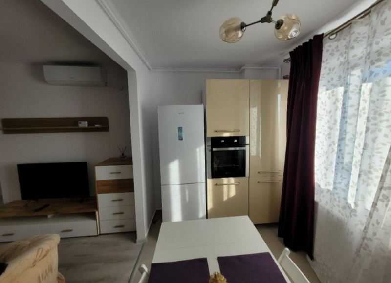 Apartament de închiriat București lux cartier Hills