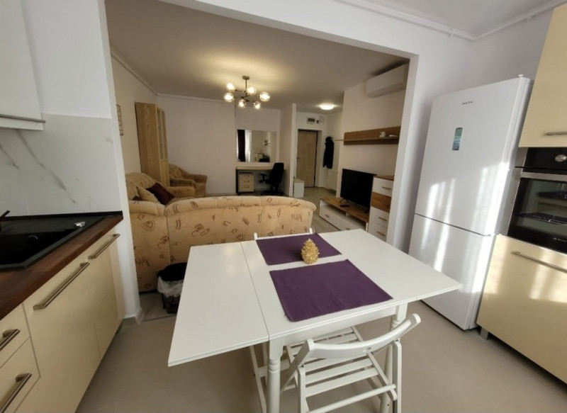 Apartament de închiriat București lux cartier Hills