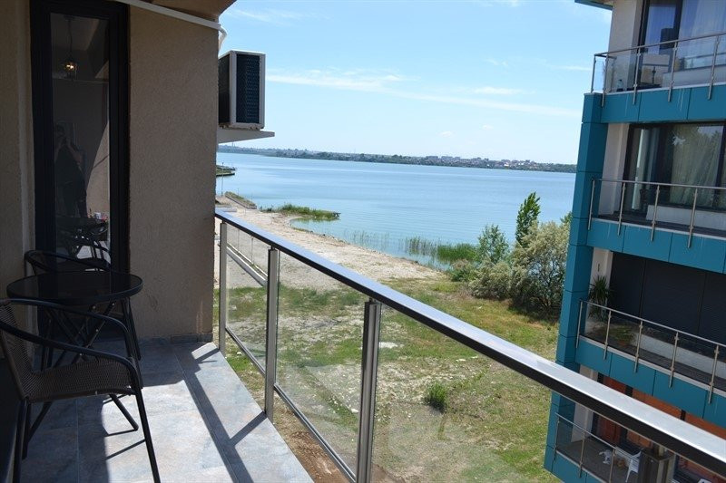 Apartament coquet Mamaia zona Scandinavia termen lung inclusiv vara