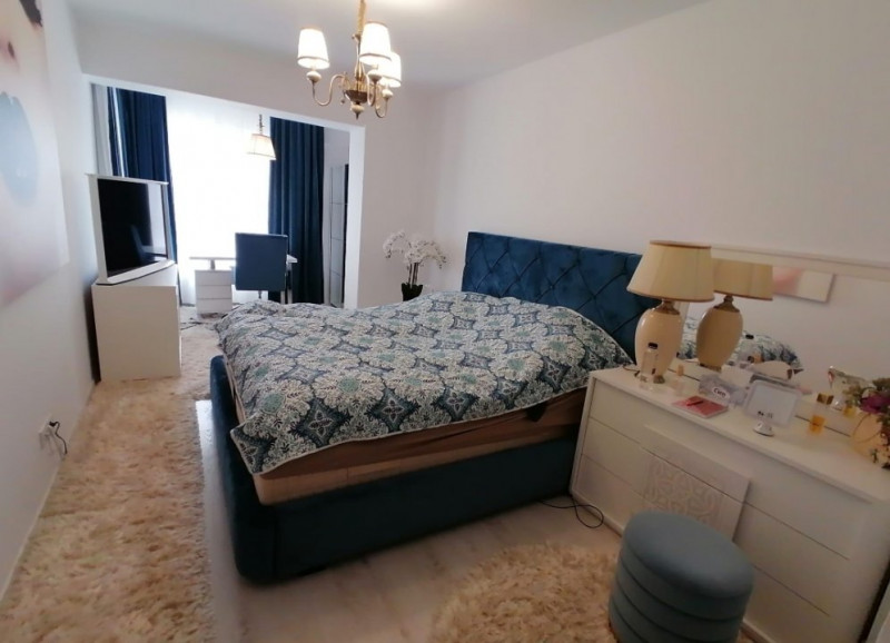 inchiriere apartament Constanta cu piscina și parcare privata 