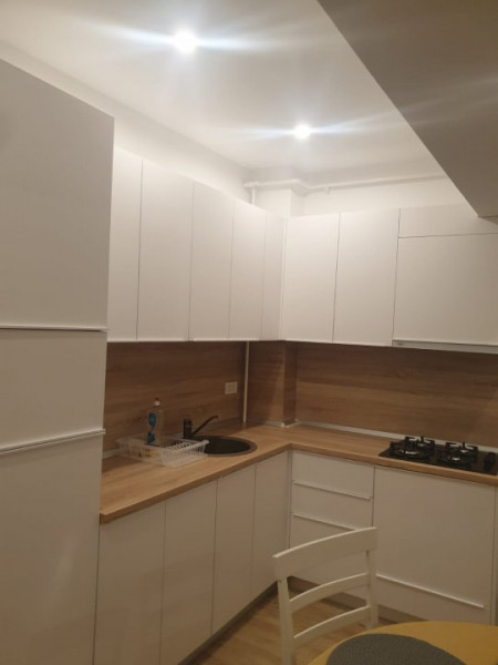 inchiriere apartament Mamaia zona Rex valabil din Septembrie 