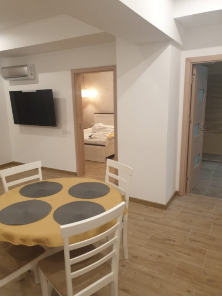 inchiriere apartament Mamaia zona Rex valabil din Septembrie 