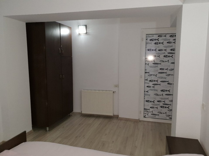 apartament de închiriat 3 camere bloc nou Constanta 