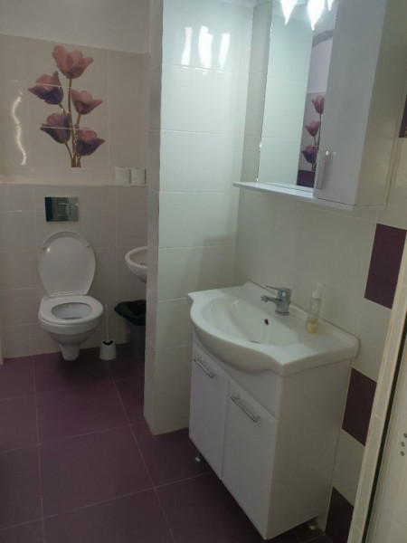 apartament de închiriat 3 camere bloc nou Constanta 