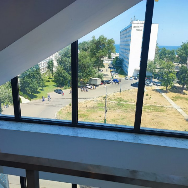 închiriere Apartament bulevard Mamaia 341 vedere superbă termen lung  