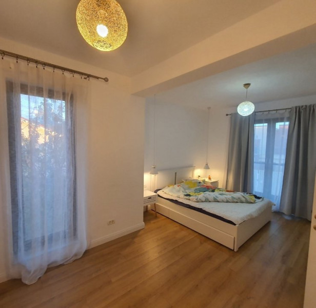  vila 5 camere lux de închiriat Constanta 